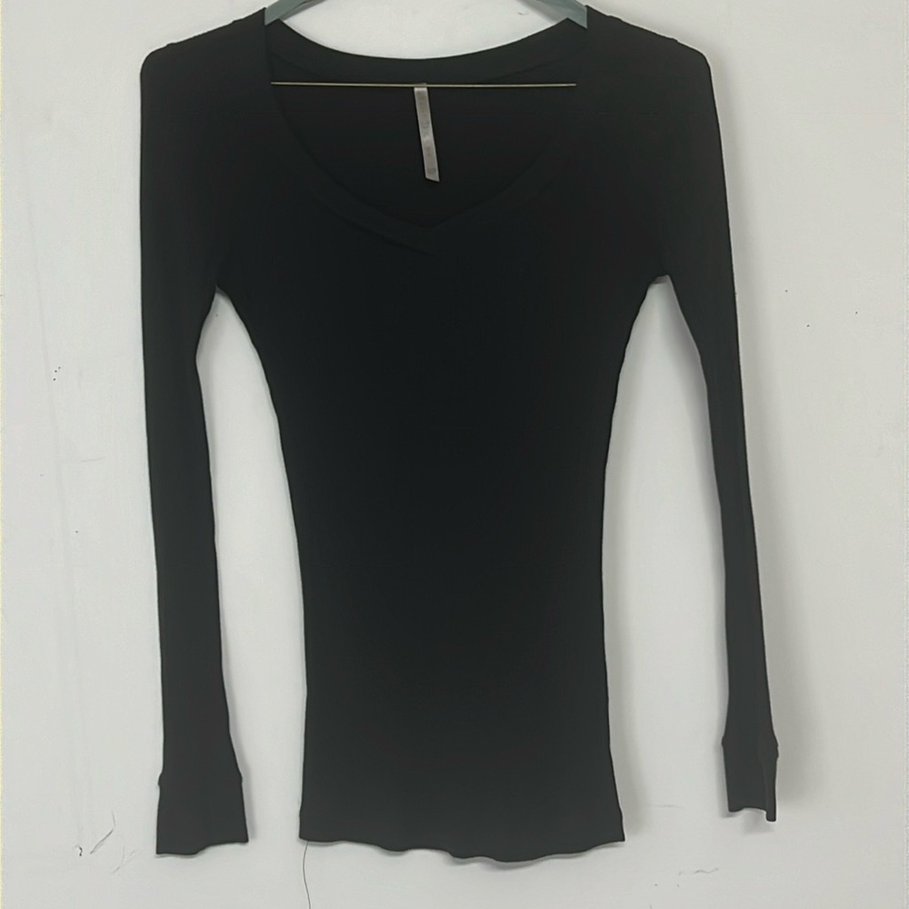 🌞 Heart & Hips Vintage Long sleeve black shirt ribbed crew neck women size M